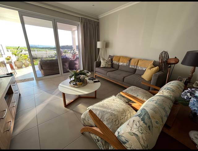 1 BEDROOM RETIREMENT UNIT FOR SALE IN MOUNT EDGECOMBE RETIREMENT VILLAGE